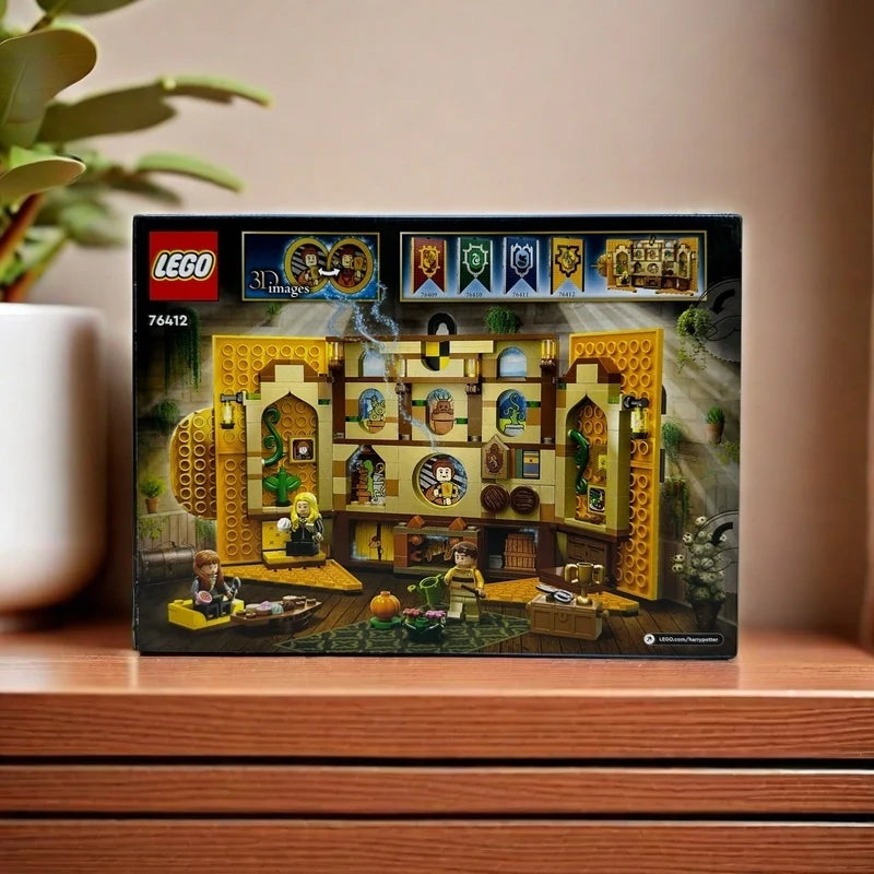 LEGO Harry Potter 76412 Hufflepuff House Banner - Image 2