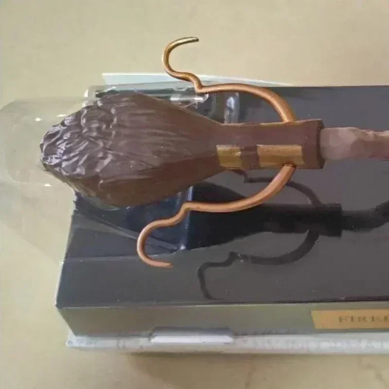 Harry Potter Levitating Broomstick Pen - Image 4